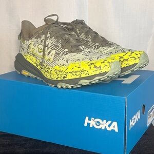 Hold Men’s Speedgoat 6 GTX Trail Running Shoe